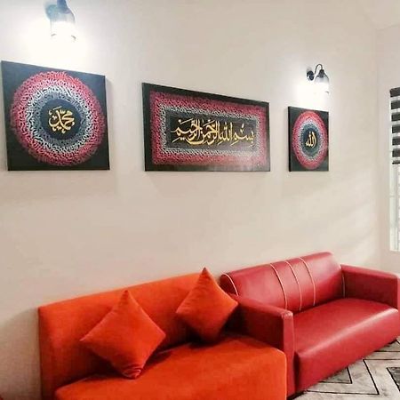 Nur Zahra Sungkai Homestay Екстер'єр фото