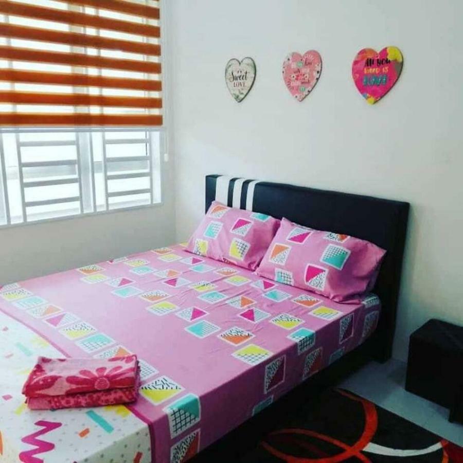 Nur Zahra Sungkai Homestay Екстер'єр фото